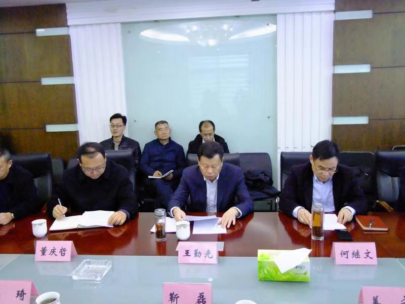 济南市民营经济发展局局长靳磊到欧宝网页版登录界面集团调研