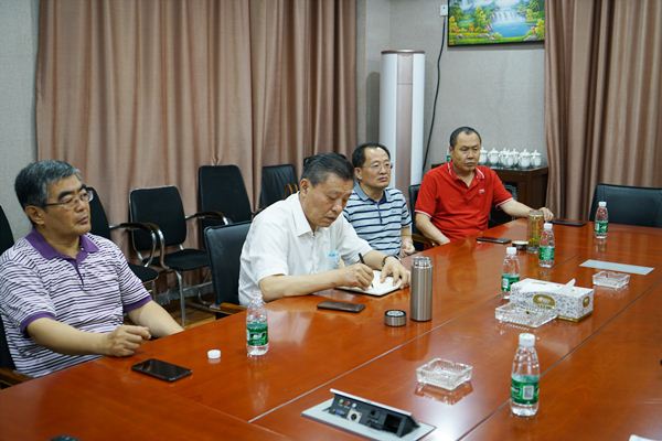 区政协主席张昭森到欧宝网页版登录界面集团调研